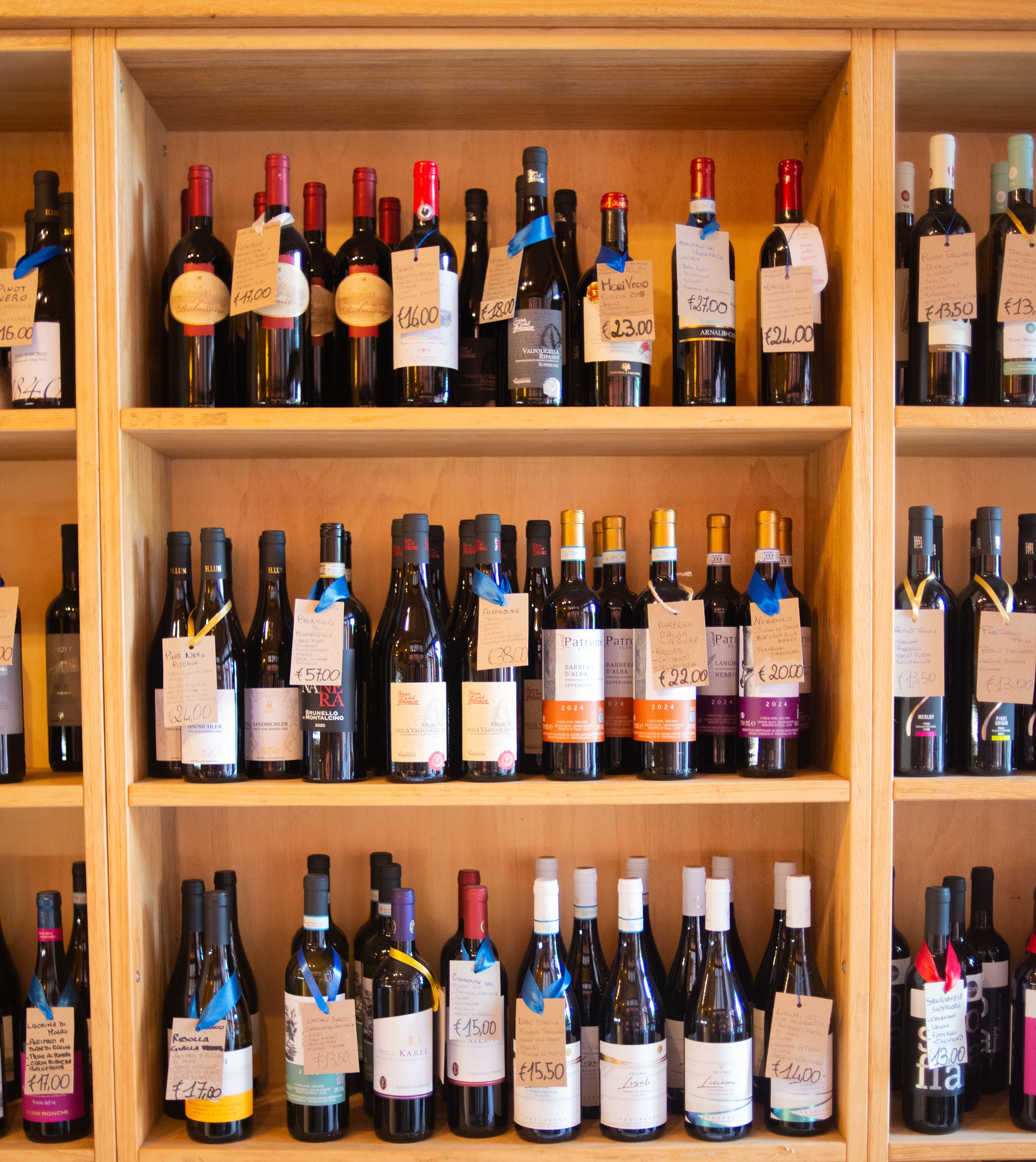 Etichette selezionate in enoteca